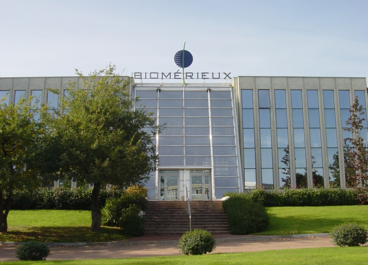 BioMérieux Q3 Revenues Increase 11 Percent, Firm Raises 2021 Guidance