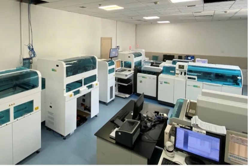 Roche & Sunostik launched the first RS600 laboratory automated system in Shanxi